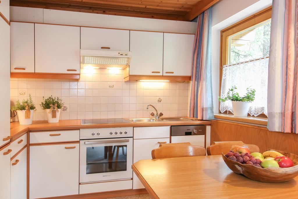 Haus Spieleck Bed and Breakfast Saalbach-Hinterglemm Exteriör bild